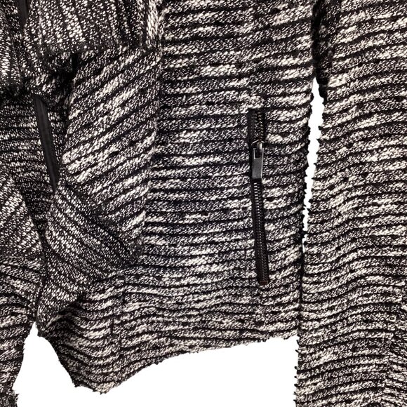 Bagatelle‎ Boucle’ Jacket Size Small Black & White Tweed Blazer - Picture 4 of 8